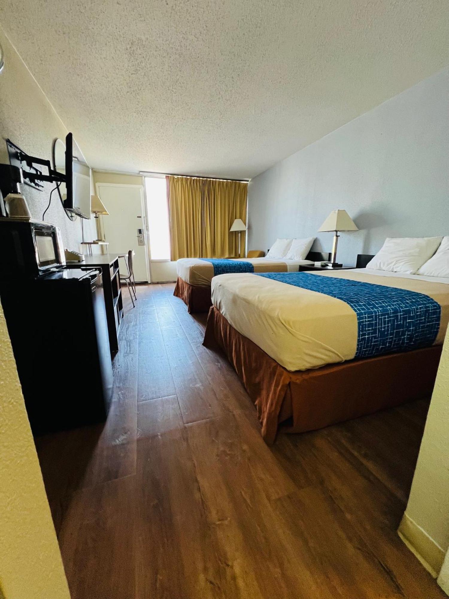 Travelodge By Wyndham North Hotel Carlisle